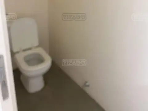 Local en Venta 40 años