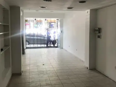 Local en Venta 80 años