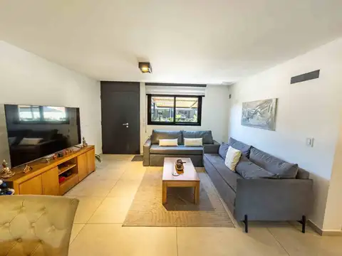 De los Extremeños 4400