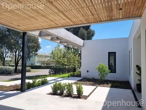 Casa en Alquiler Temporal en Estancias Del Pilar, USD 6.900