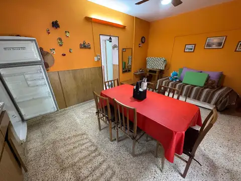 Depto Tipo Casa en Venta 50 años