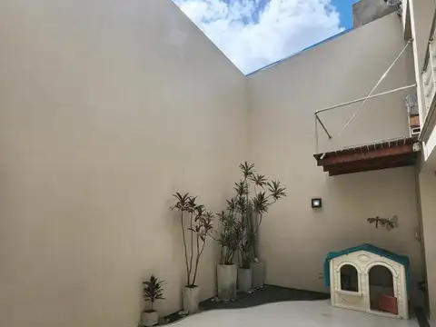 Casa en Venta en Villa Lugano, USD 320.000