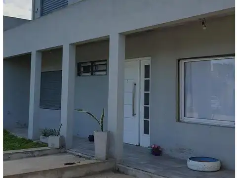 Casa en Venta en Marcos Paz, USD 93.000