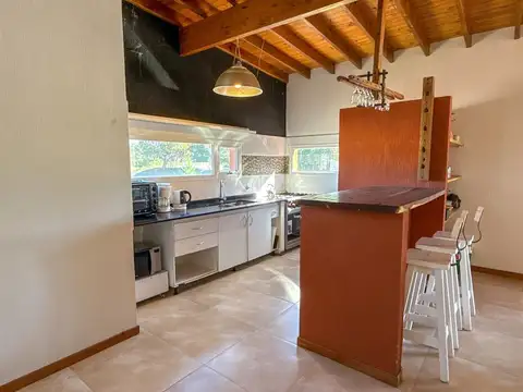 Casa en Alquiler de 4 dormitorios