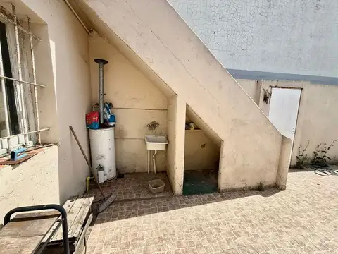 VENTA PH 4 AMB EN VILLA DEVOTO A REFACCIONAR