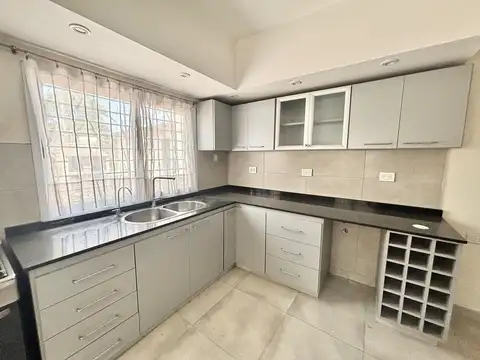 Martín Rodríguez 1300