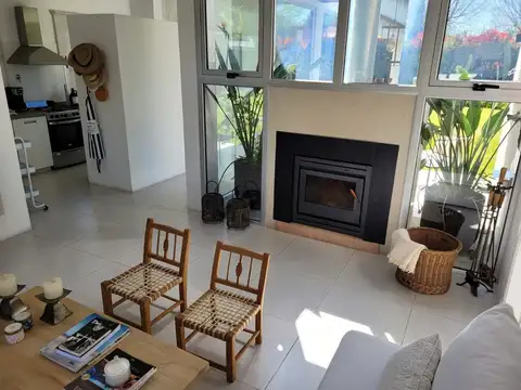 Casa en Venta en Countries y Barrios Cerrados en Pilar, USD 240.000