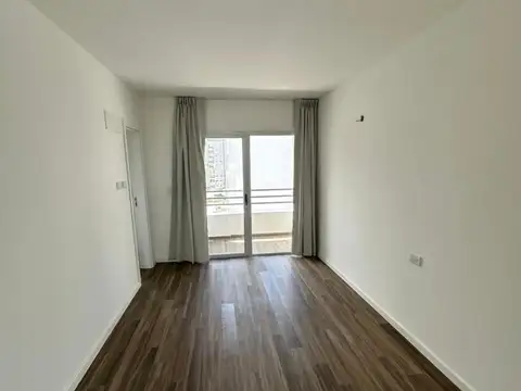 Falucho e/ La Rioja y Catamarca