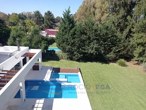 Venta de casa en San Diego Country Club Moreno