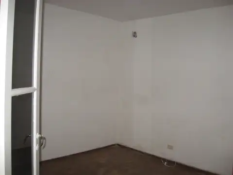 Interno de 1dormitorio amplio.