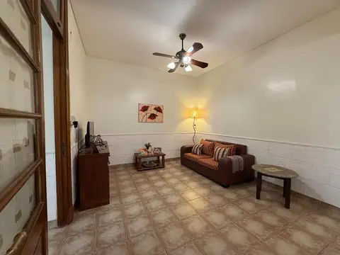 Casa en Venta en Villa Luro, USD 250.000