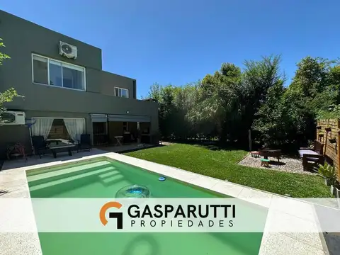 Casas De Santa María