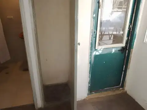 PH EXCELENTE UBICACION BANFIELD