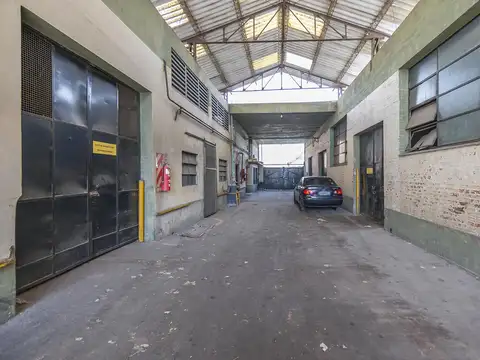 Galpon en Venta en Lanus Este, USD 1.200.000