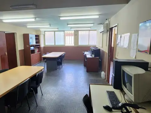 VENTA PISO EXCLUSIVO DE OFICINAS ENTRE RIOS Y AV. PELLEGRINI