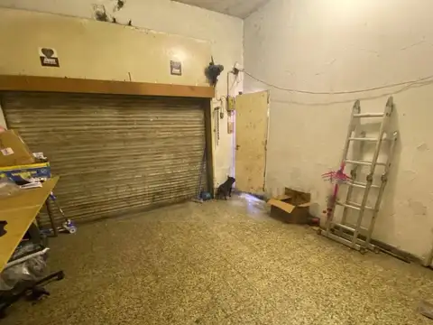 Venta de local con departamento de 3 ambientes