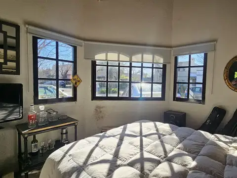 VENTA CASA 4 AMB. LOS ALAMOS TIGRE APTO CREDITO