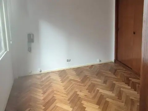 Senillosa 200, Piso 7