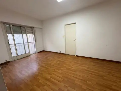 Departamento en Alquiler en Floresta, $ 450.000