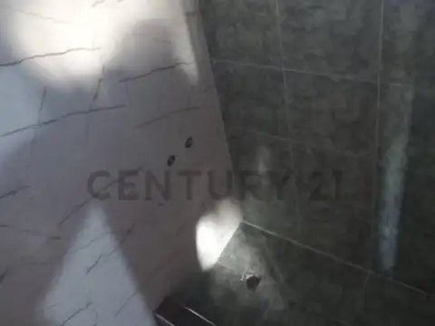 dowilng y espil 1100, Piso 0