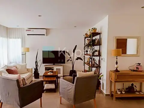 Casa en Venta en Ayres Plaza, USD 450.000