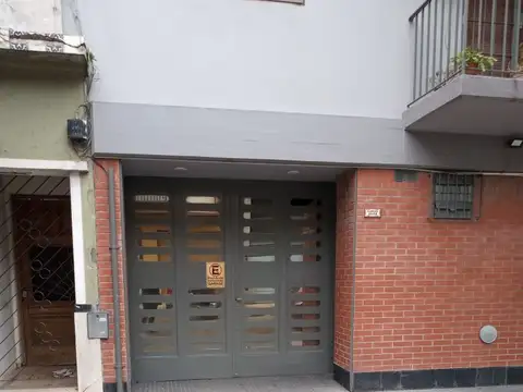 Galpon en Venta en Villa Pueyrredon, USD 120.000