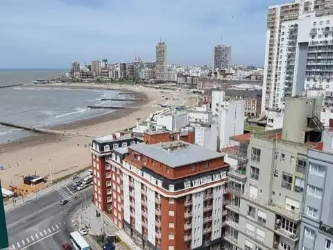 VENTA departamento 1 ambiente reciclado con vista panorámica al mar – Torre Almería, Mar del Plata