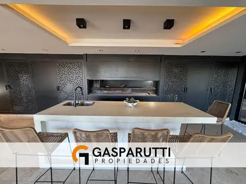 Casa en Venta al Oeste