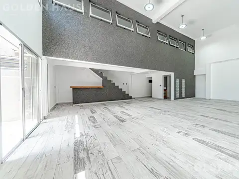 Depto Tipo Casa en Alquiler en Liniers, $ 1.200.000