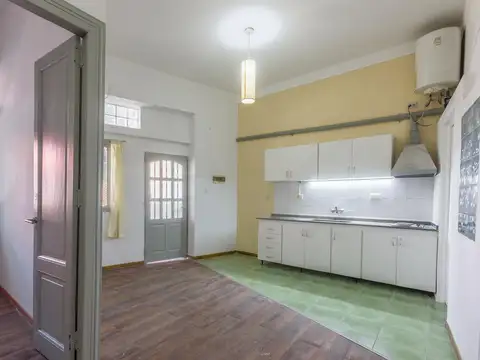 Depto Tipo Casa en Alquiler en Parque Chas, $ 750.000