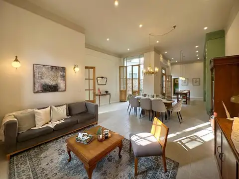 Casa en Venta en Nuestra Señora De Lourdes, USD 320.000