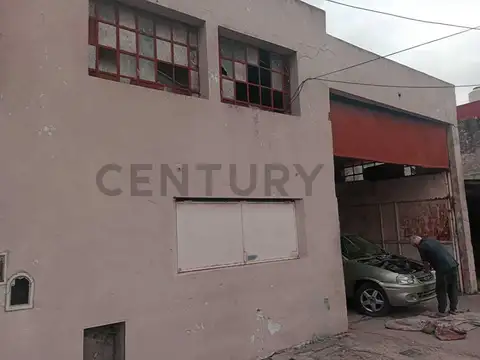 Galpón en venta Lanús Oeste de 8,66 M2 por 25M2