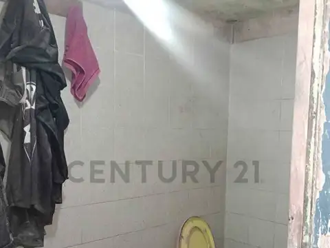 Galpon en Venta en Lanus Oeste, USD 140.000