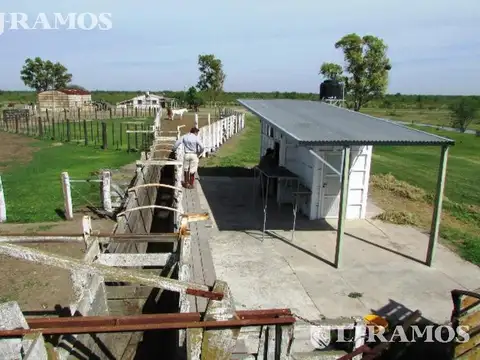4338 ha ganaderas sobre Río Salado. Zona Argentina/Selva, Santiago del Estero.