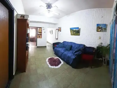 Depto Tipo Casa en Venta de 4 ambientes
