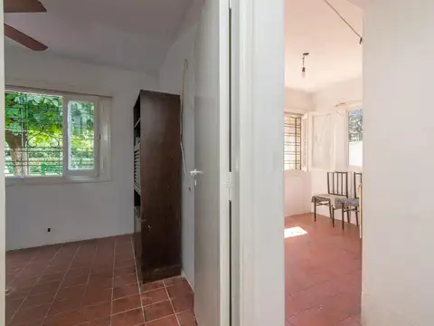 Casa 2 ambientes con 1 baño