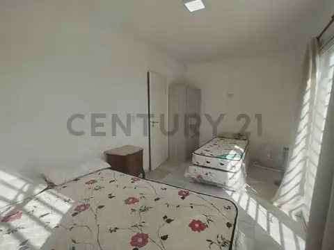 Venta Dos Dúplex sobre amplio Lote en San Eduardo del Mar