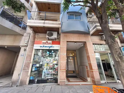 Jeronimo Salguero 3000, Piso 2