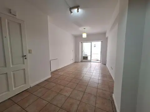 Jeronimo Salguero 3000, Piso 2