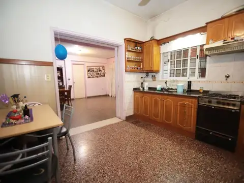 Depto Tipo Casa en Venta 56 años