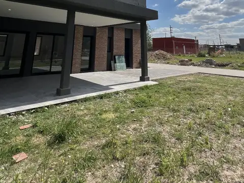 Casa en Venta en Roldan, USD 140.000