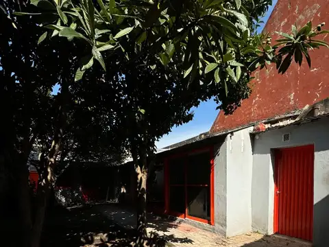 Oficina 4 ambientes con 1 baño