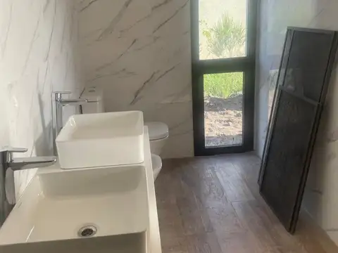 Casa en Venta al Oeste