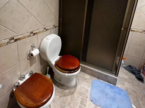 Casa 3 ambientes con 2 baños