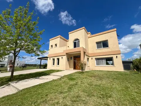 Casa en Venta de 5 dormitorios