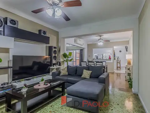 Casa 5 ambientes con 3 baños