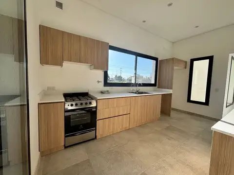 Casa en Venta en Altos De Campo Grande, USD 410.000