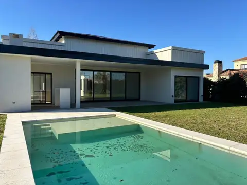 Casa  en Venta en Altos de Campo Grande, Pilar, G.B.A. Zona Norte