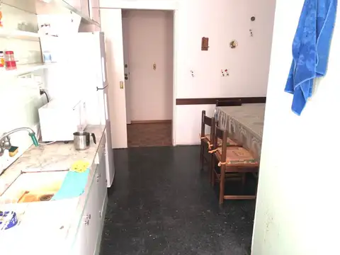 Amplio departamento frente a Playa Mansa