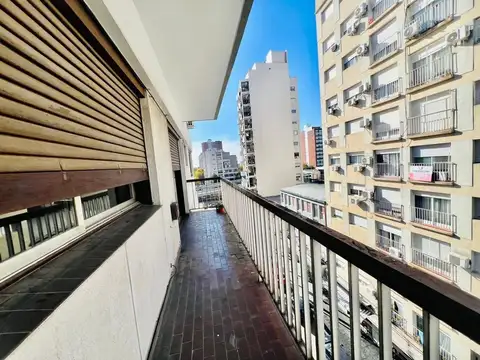 Avellaneda 71 , Piso 5